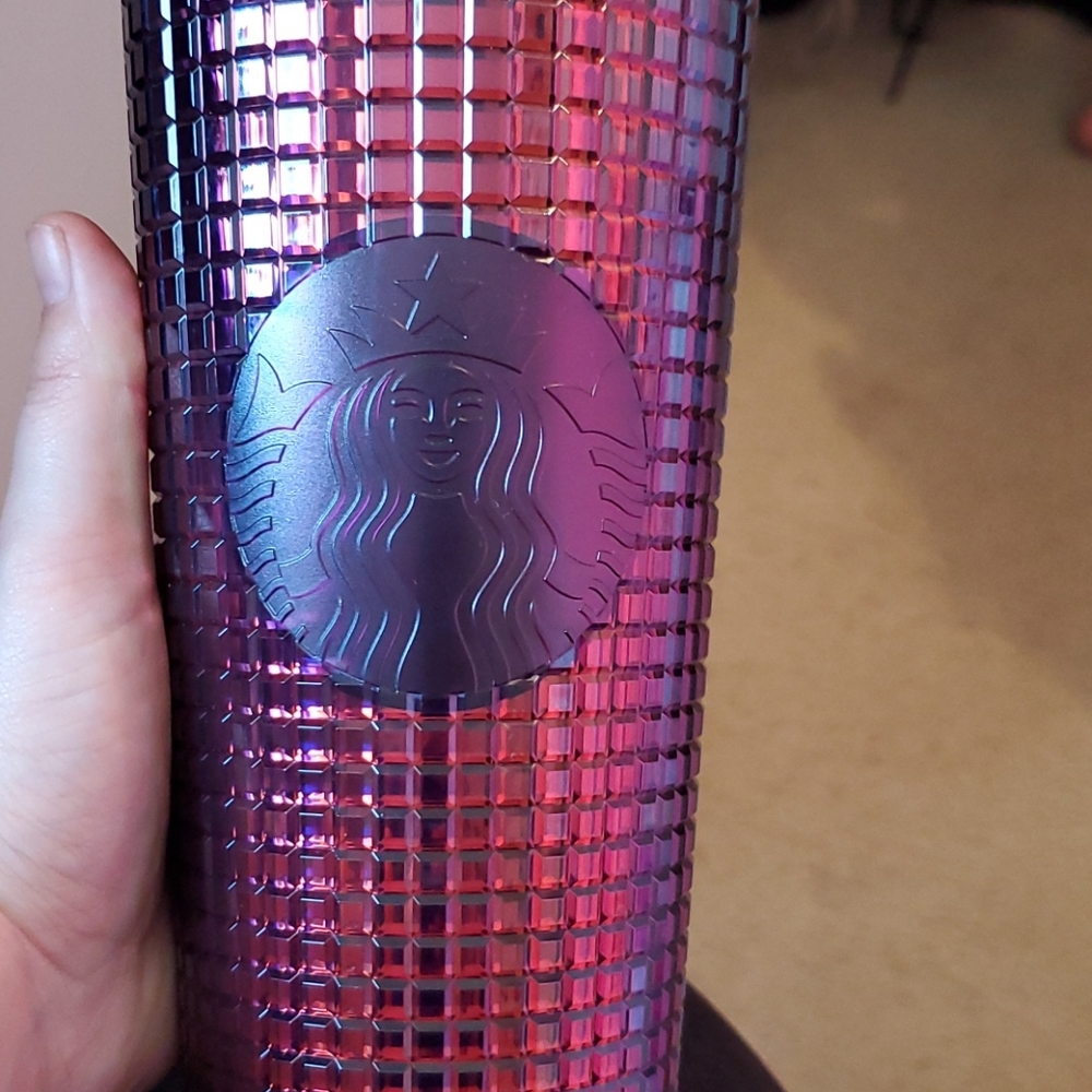 Starbucks burgundy holiday 2020 grid cup venti